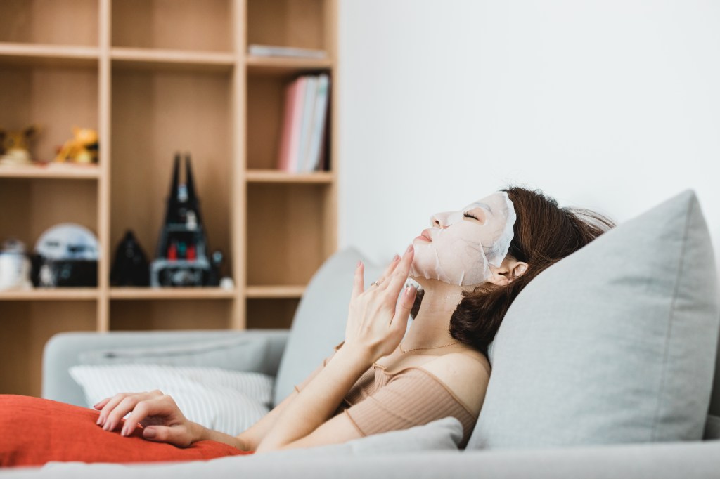 ｜保養｜面膜保養新選擇！MONCLE’彤顏之鑰水潤修護溫控面膜/鑽白透亮緊緻面膜